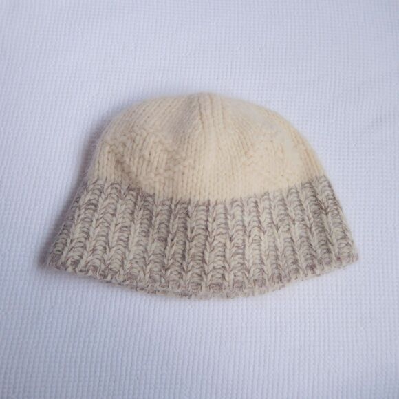 AMERICAN EAGLE Fuzzy Cream Knit Skull Cap Beanie Fleece Lined Angora Lambswool - Picture 2 of 7